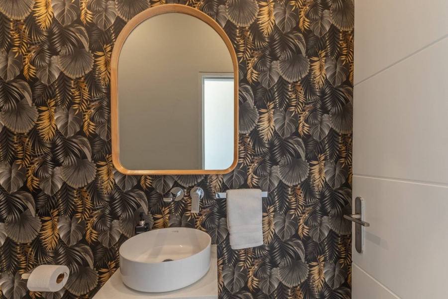 To Let 2 Bedroom Property for Rent in Sea Point Western Cape